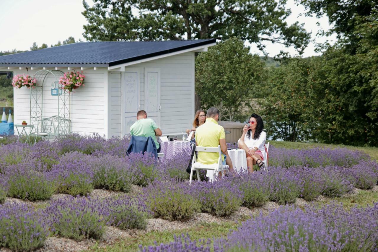 Lavender Village Kiemeliai Eksteriør bilde